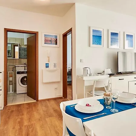 Apartament Damare *