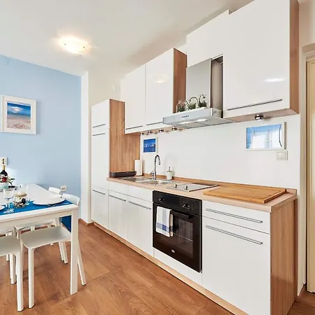 아파트 Damare 트로기르